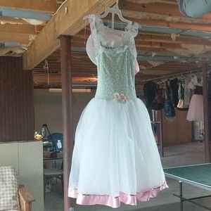 Lightweight ballet dress